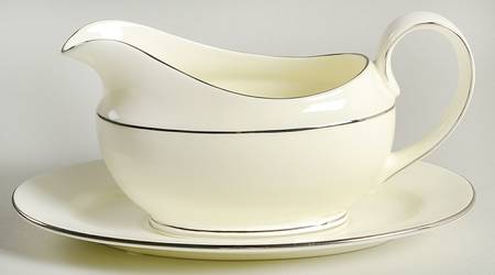 Rebecca Gravy Boat & Underplate