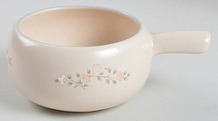 Remembrance One Stick Handled Soup/Snack Bowl (use with SNTR11)