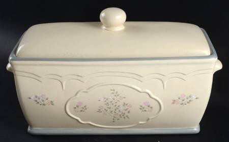 Remembrance Bread Box & Lid