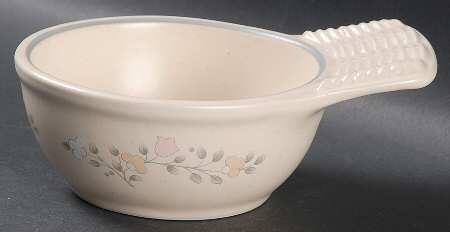 Remembrance Handled Condiment Server