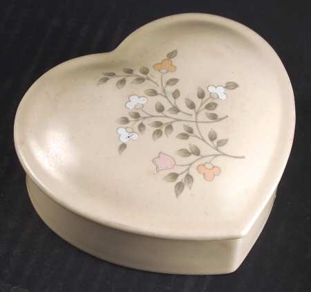 Remembrance Heart Shape Box & Lid