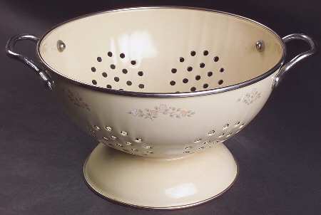 Remembrance Metal Colander