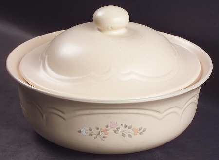 Remembrance 2 Qt Round Covered Casserole