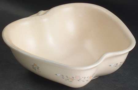 Remembrance Apple Shaped Baker