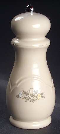 Remembrance Pepper Mill