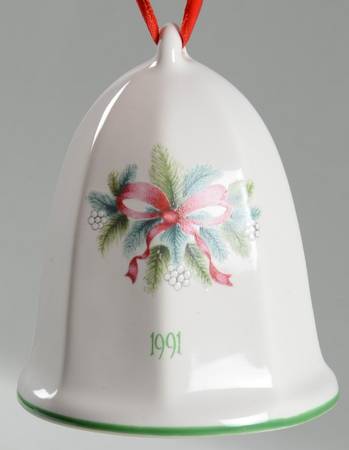 Red Ribbons 1991 Collector Bell