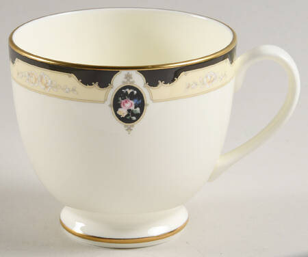 Royal Onyx Footed Cup