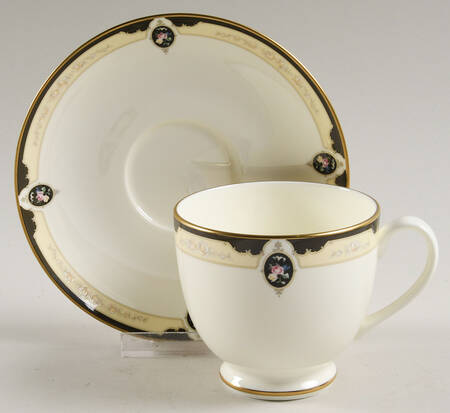 Royal Onyx Footed Cup & Saucer Set