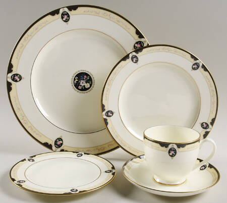 Royal Onyx 5 Piece Place Setting