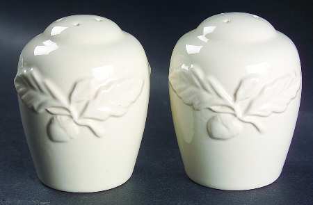 Royal Oak Salt & Pepper Set
