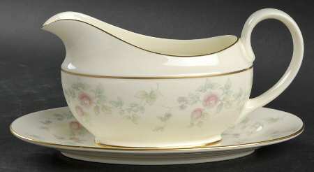Rosemont Gravy Boat & Underplate