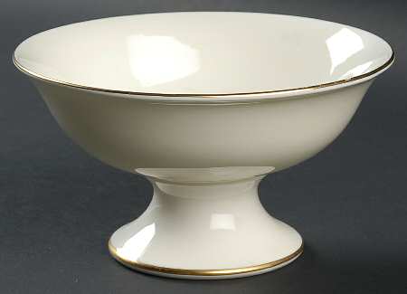 Royale Cream Footed Bon Bon