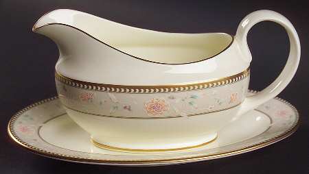 Saratoga Gravy Boat & Underplate (Relish/Butter)