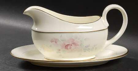 Secrets Gravy Boat & Underplate