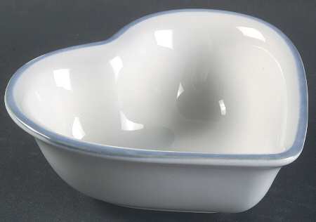Sky 6" Heart Shaped Bowl