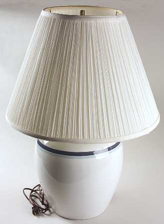 Sky Potter's Jar Lamp & Shade (Pfaltzgraff)