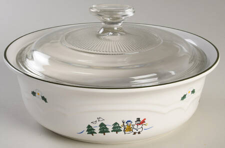 Snow Village 1.5 Qt Round Covered Casserole