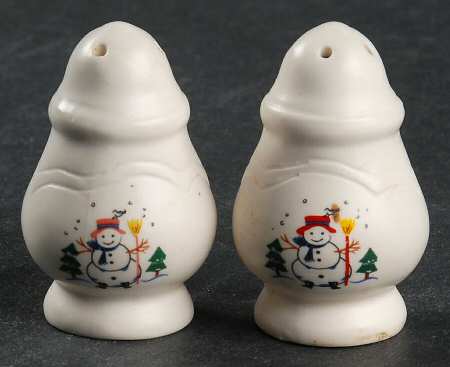 Snow Village Individual Salt & Pepper Set
