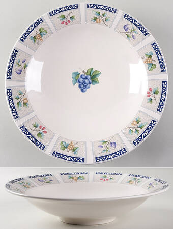 Sunbury Grove Centerpiece