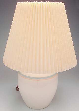 Sunrise Potter's Jar Lamp & Shade (Pfaltzgraff)