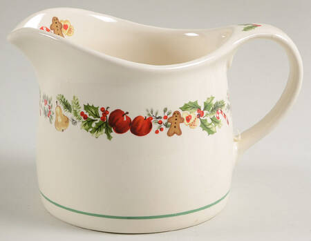 Sugar Plum Gravy Boat