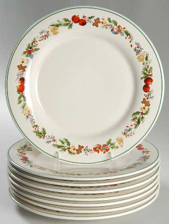 Sugar Plum Dinner Plate - Set of 8