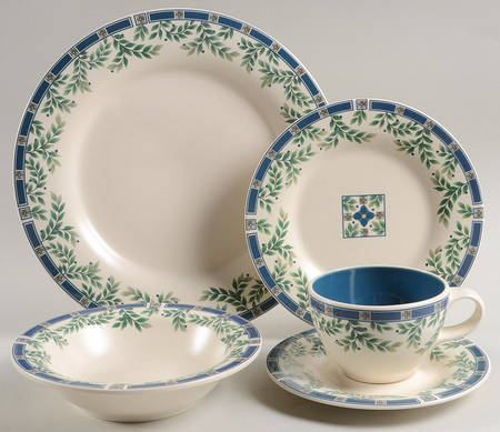 Sylvan Court 5 Piece Place Setting