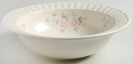 Tea Rose 11"  Wicker Bowl by Pfaltzgraff