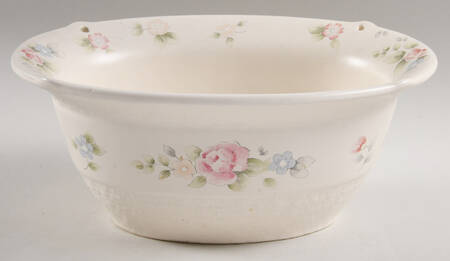 Tea Rose Medium Basket with Handle