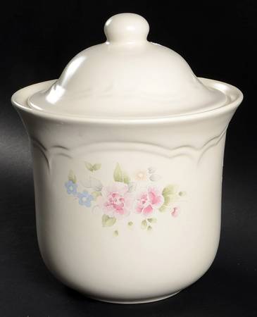 Tea Rose Extra Large Canister & Lid with Seal Ring