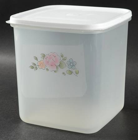 Tea Rose 6" Square Plastic Storage Box & Lid