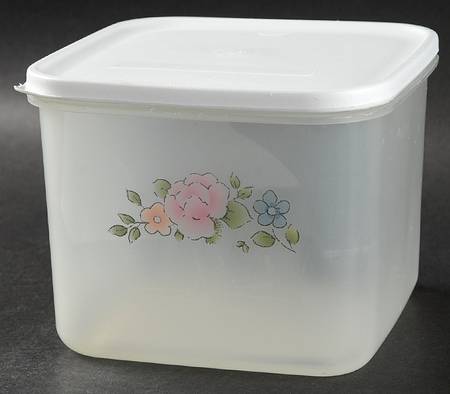 Tea Rose 4" Square Plastic Storage Box & Lid