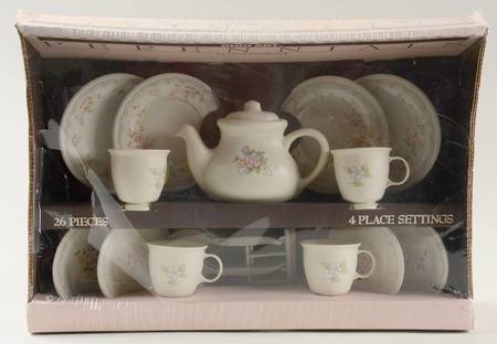 Tea Rose (26 Piece) Metal Child's Tea Set