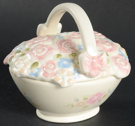Tea Rose Sculpted Deviled Egg Covered Bowl by Pfaltzgraff