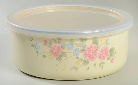Tea Rose 7" Metal Bowl & Plastic Lid