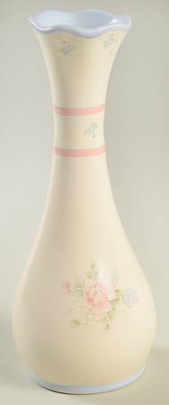 Tea Rose 7" Bud Vase