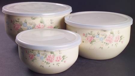 Tea Rose (3 Pc) Metal Bowl Set & Lid (5 3/4",7",7 3/4")