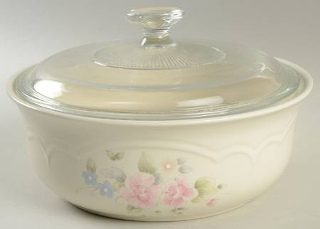 Tea Rose 2 Qt Round Covered Casserole