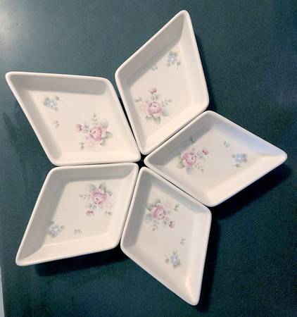 Tea Rose 5 Individual Section Star Shaped Dish