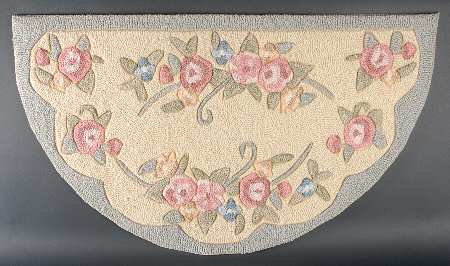 Tea Rose Hook Slice Rug