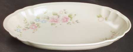 Tea Rose Oval Bread Tray by Pfaltzgraff