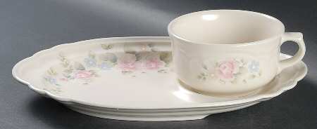 Tea Rose Snack Tray & Soup Mug Set by Pfaltzgraff