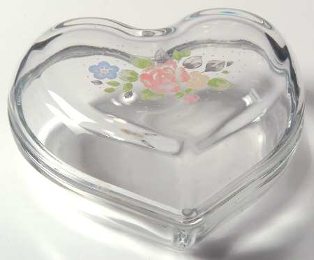 Tea Rose Glassware Heart Shape Box