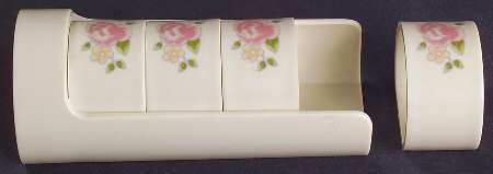 Tea Rose Plastic Napkin Ring - Set of 4 & Tray