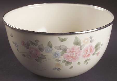 Tea Rose 8.75" Metal Mixing Bowl
