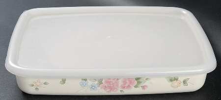 Tea Rose 1" Rectangular Metal Baker with Plastic Lid