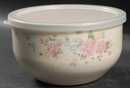 Tea Rose 6 7/8" Metal Bowl W/Plastic Lid