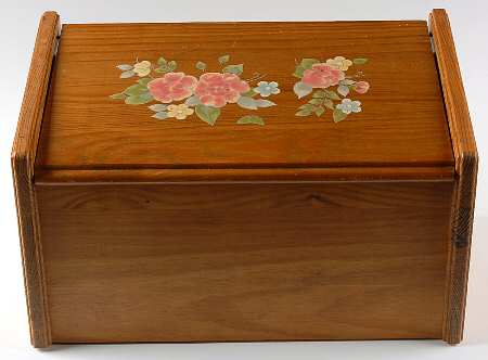 Tea Rose Wood Bread Box