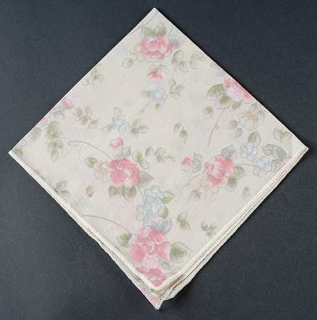 Tea Rose Cloth Napkin by Pfaltzgraff