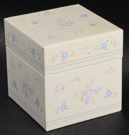 Tea Rose Large Paper Nesting Box
